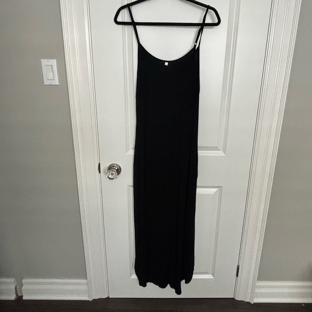 Black Maxi Dress w/ Pockets - Blk sz. XL